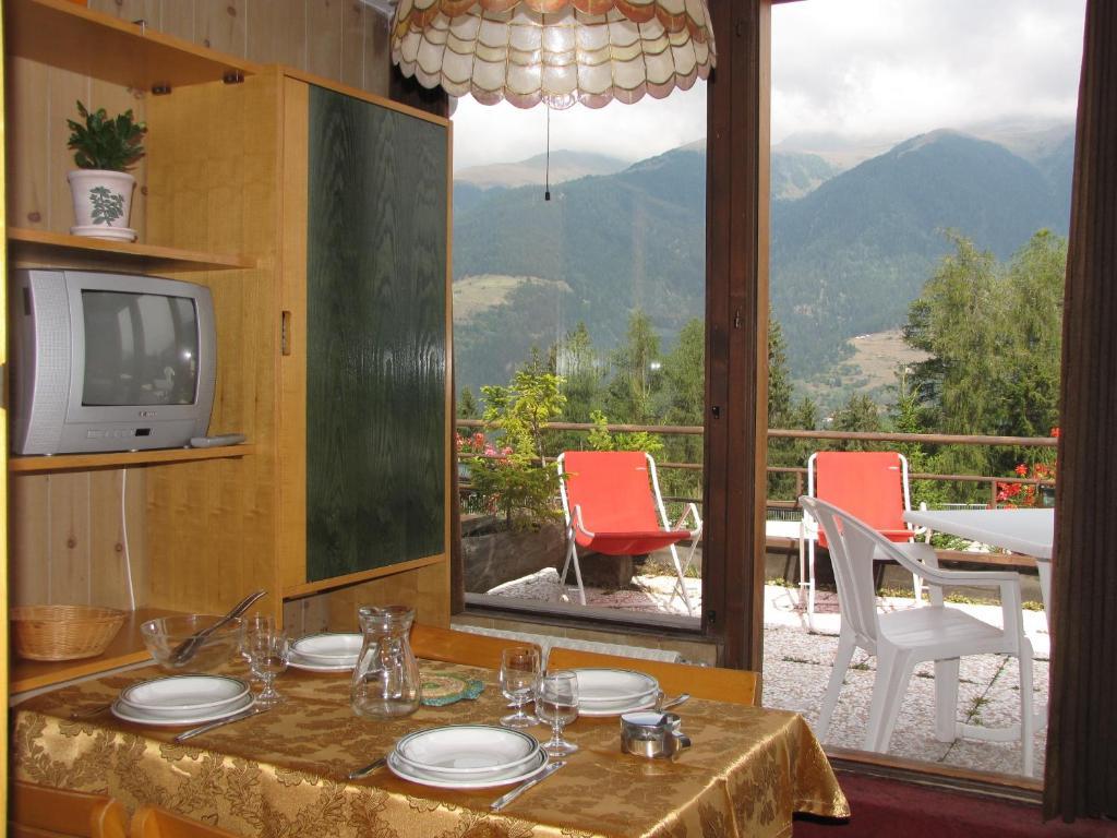 Residence Bucaneve Mezzana  Camera foto